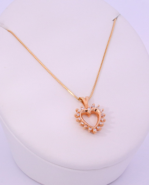 14K White Gold Diamond Necklace – 38930