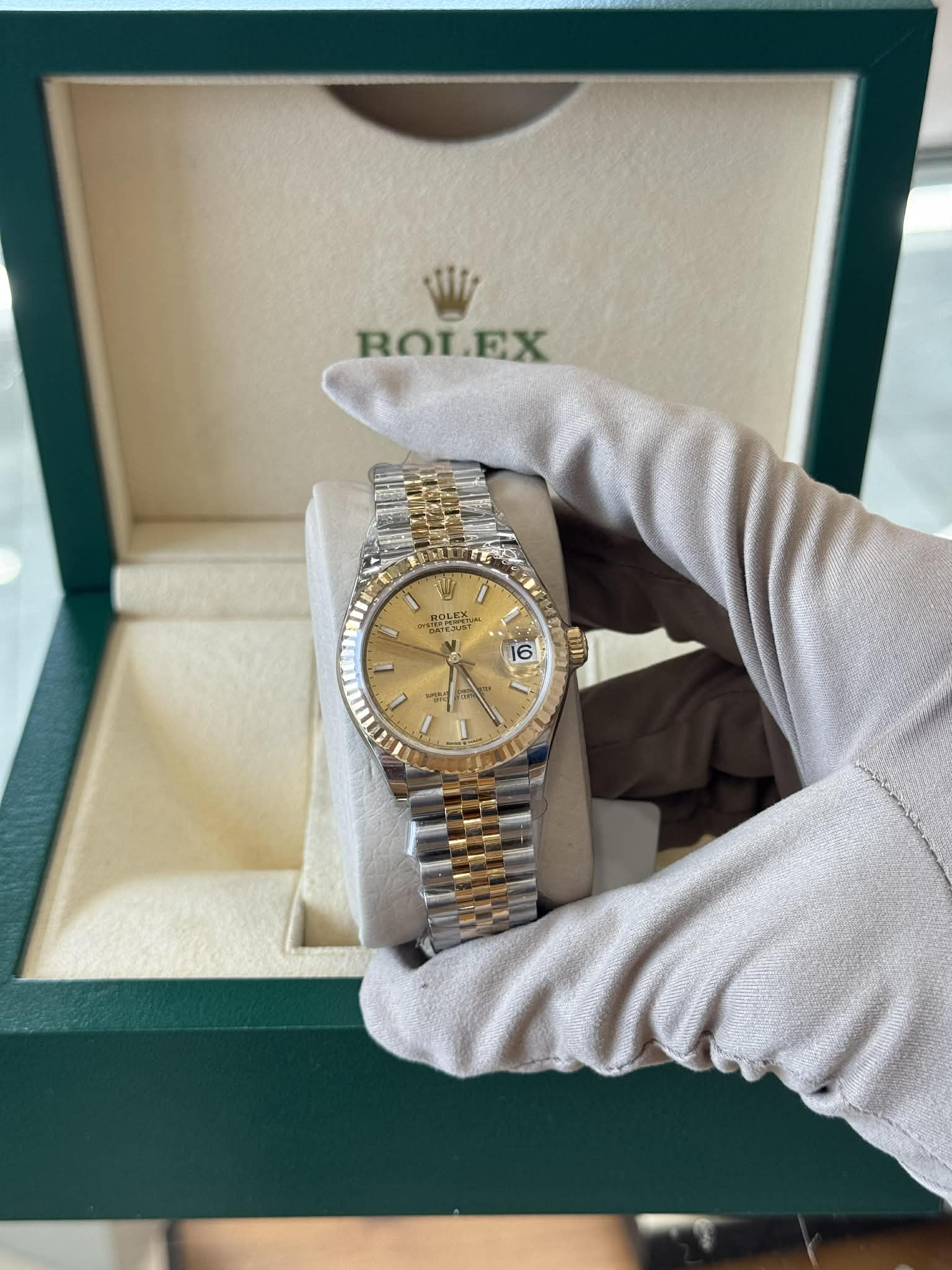 Rolex Watch – SW29929