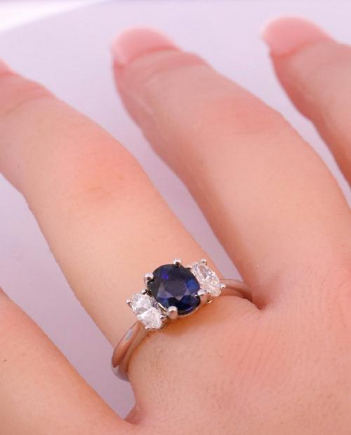 Diamond Sapphire Ring