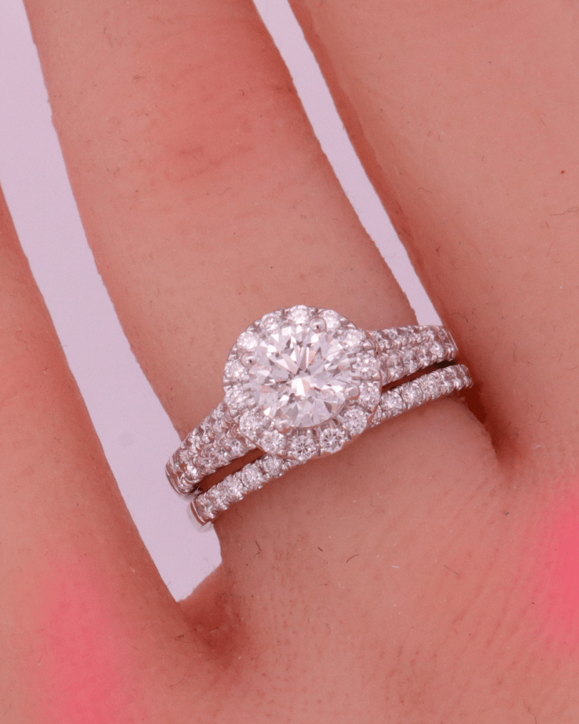 14K White Gold – Size 8 1/2 – SW22602