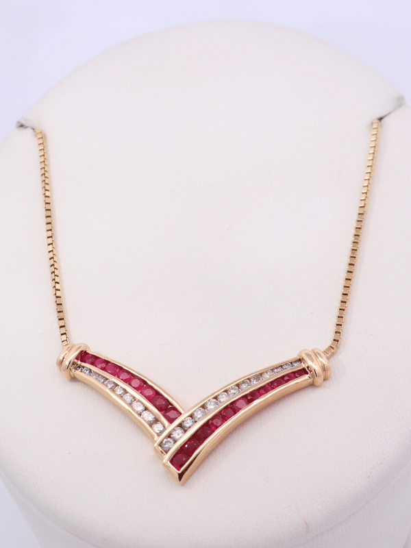 14K White Gold Diamond Necklace – SW31572