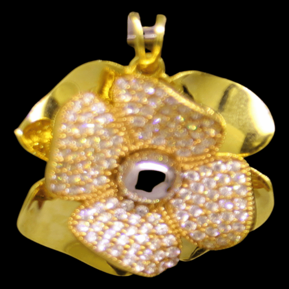 18K Gold Pendant