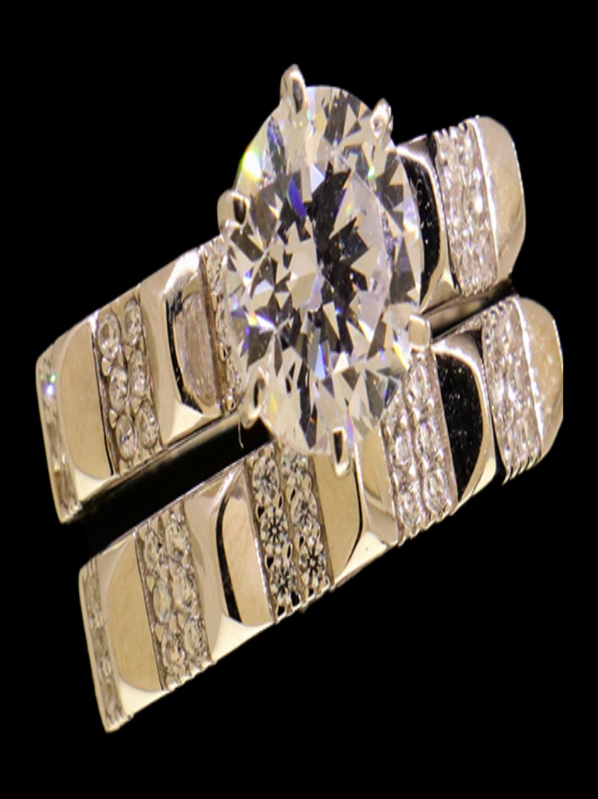 18k White Gold Bridal Ring Set