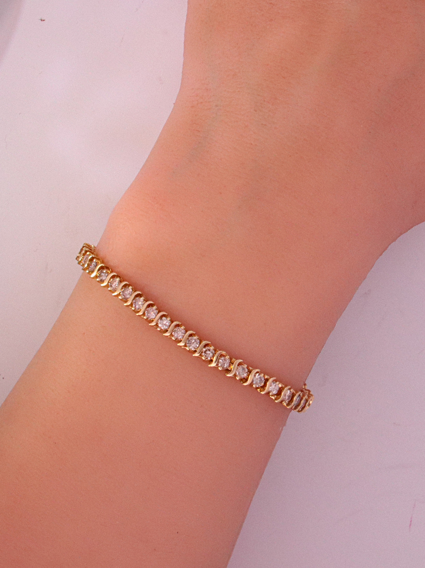 14K White Gold Diamond Bracelet – SW18154