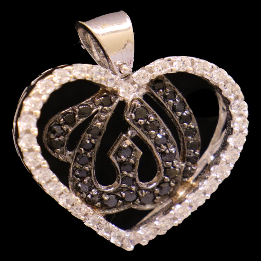 18K Gold Pendant