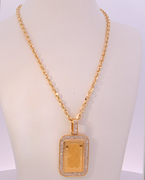 2.5g PAMP 24k GOLD BAR WITH Diamond FRAME Copy