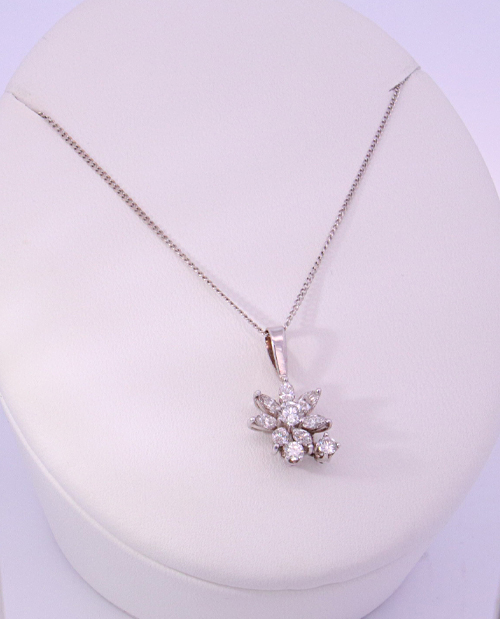 14K White Gold Diamond Necklace – SW14227