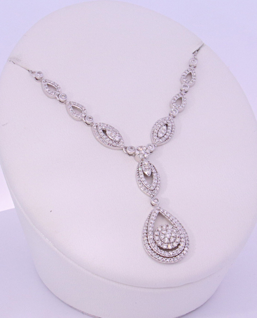 14K White Gold Diamond Necklace – 38933