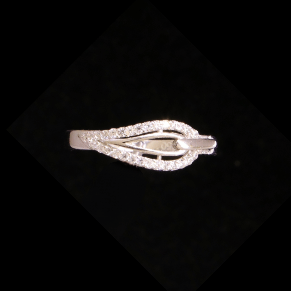 18K White Gold Ring