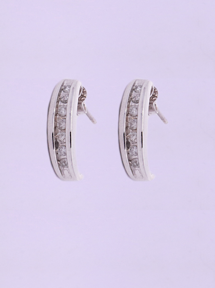 14K White Gold Diamond Earrings – SW20459