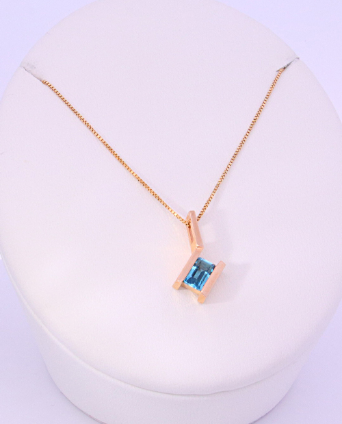 14K White Gold Diamond Necklace – 36962