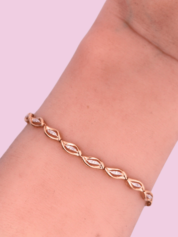 10K Diamond Bracelet – SW31548