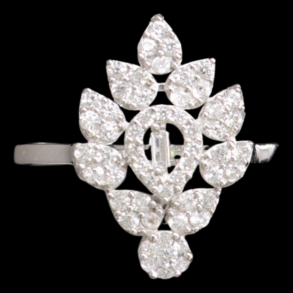 18K White Gold Ring