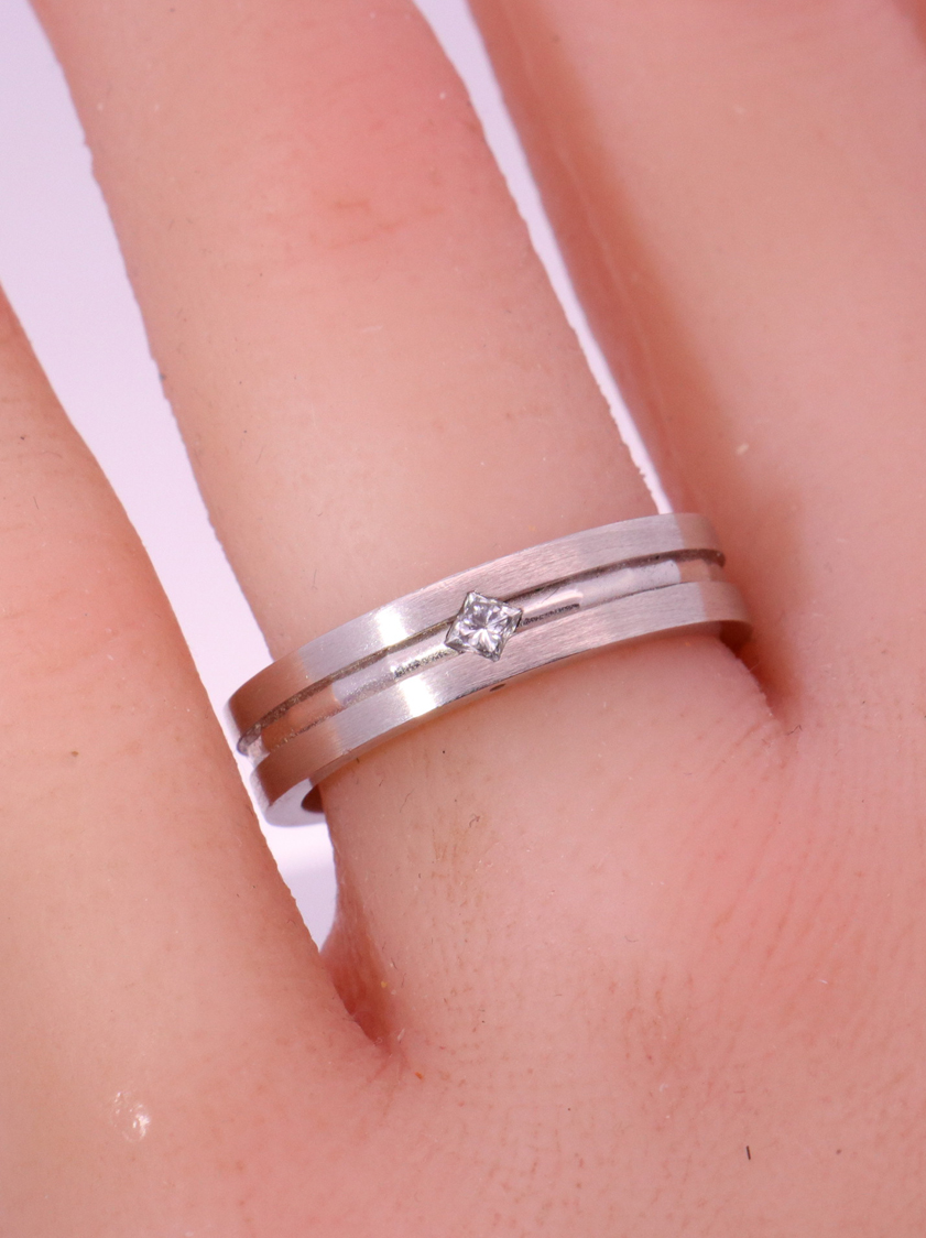 14K Men's Diamond Band
