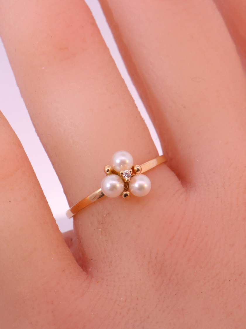 10K Diamond Ring