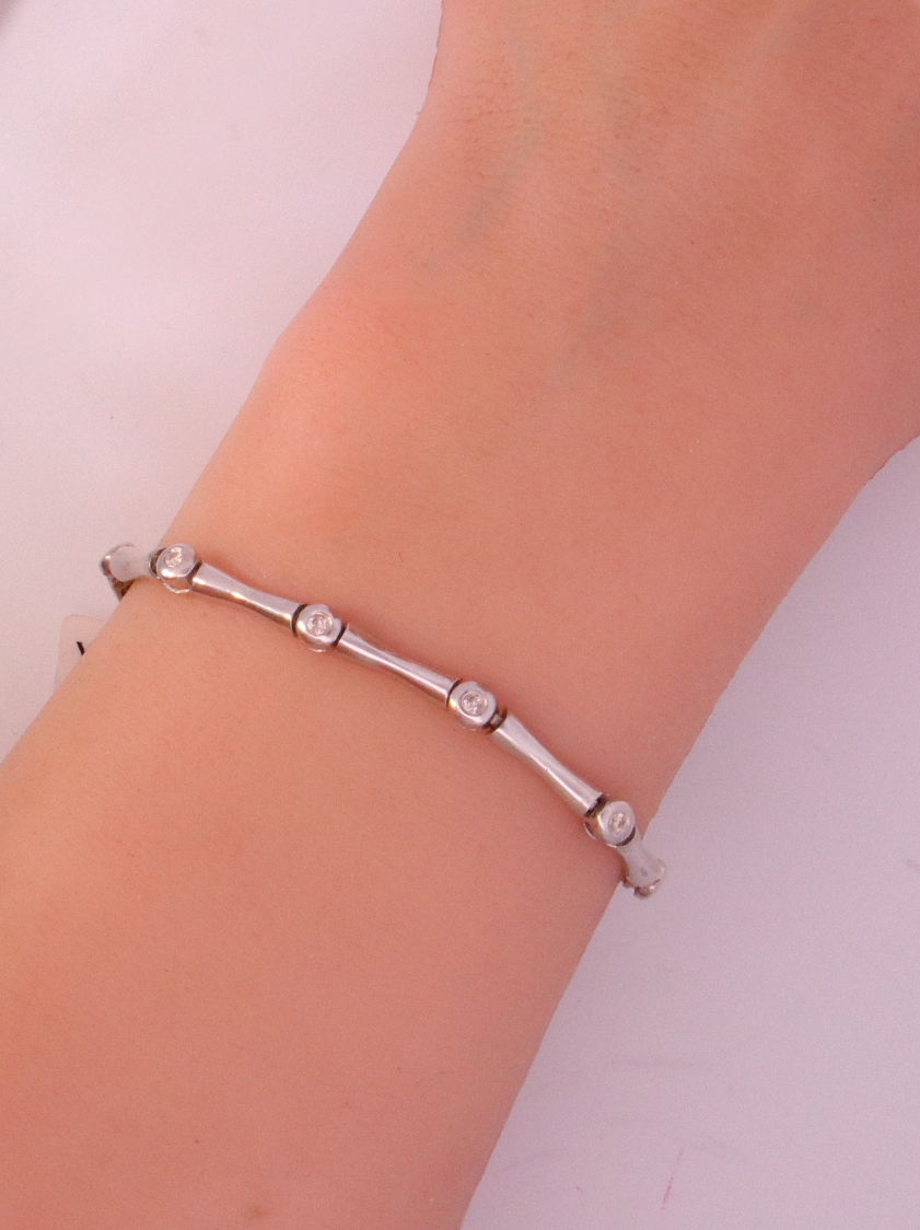 14K White Gold Diamond Bracelet – SW18158