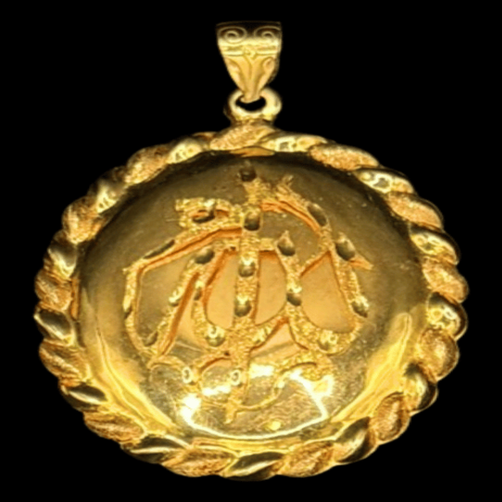 21K Gold Pendant