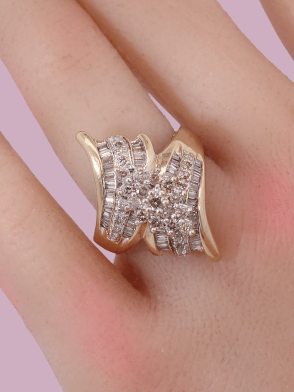 10K Yellow Gold – Size 5 1/2 – SW30438