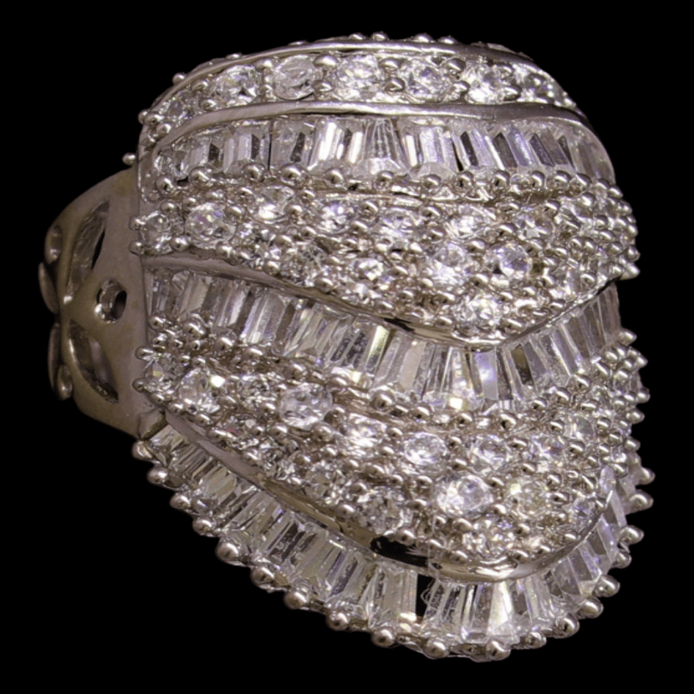 18K White Gold Ring