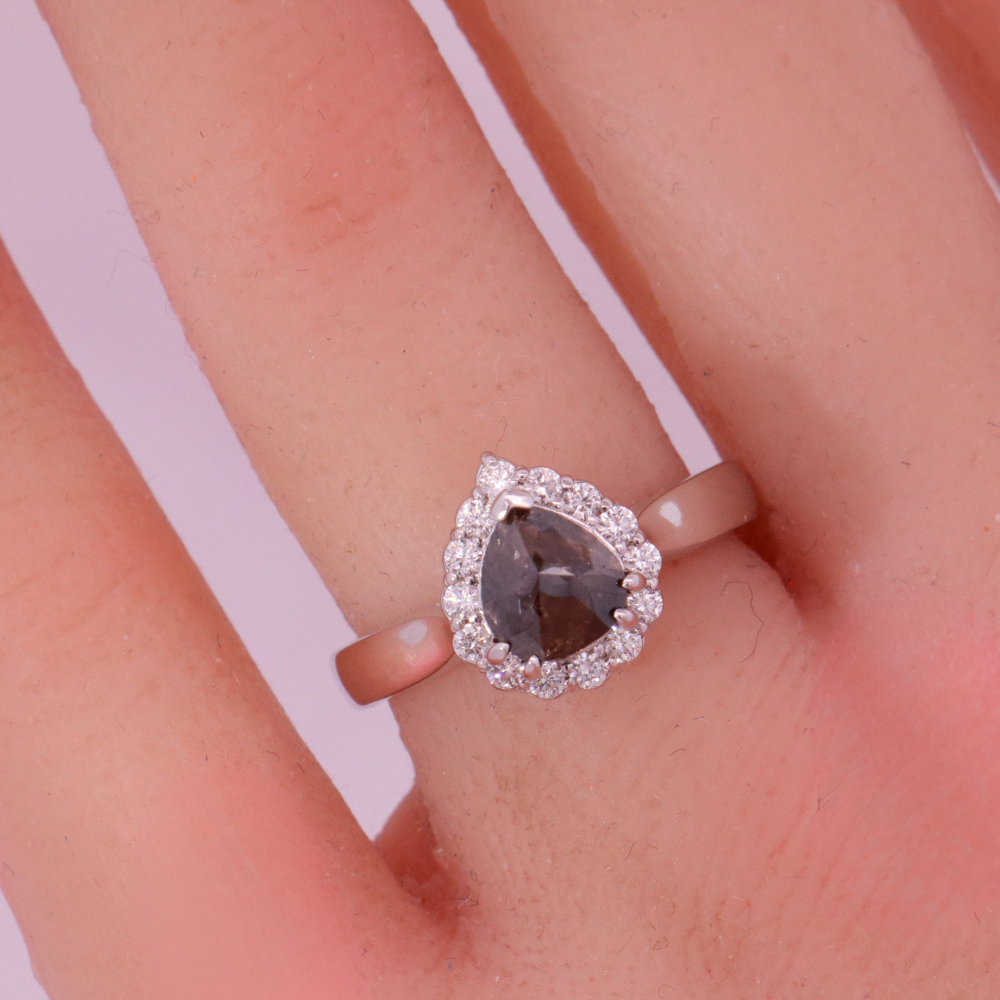 14K White Gold Diamond Ring – SW22913